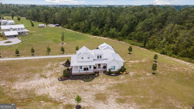 1513 Paris Avenue, Swainsboro, GA 30401