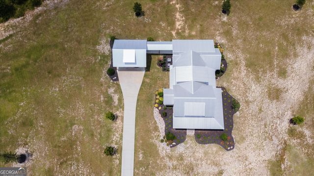 1513 Paris Avenue, Swainsboro, GA 30401