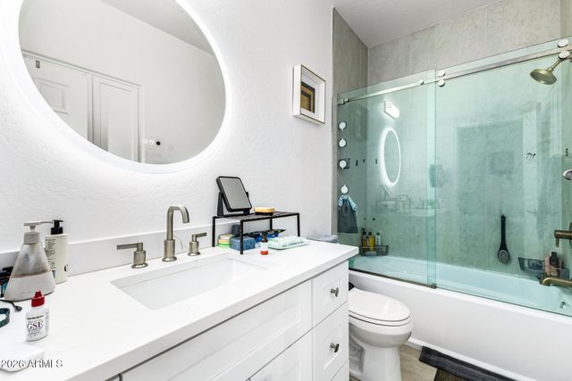 1718 W COLTER Street 115, Phoenix, AZ 85015