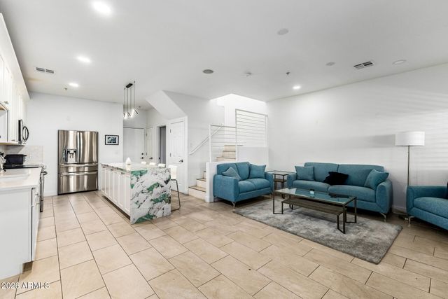 1718 W COLTER Street 115, Phoenix, AZ 85015