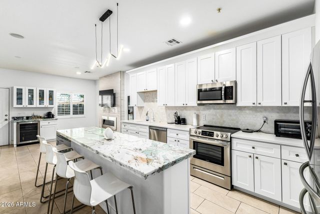 1718 W COLTER Street 115, Phoenix, AZ 85015