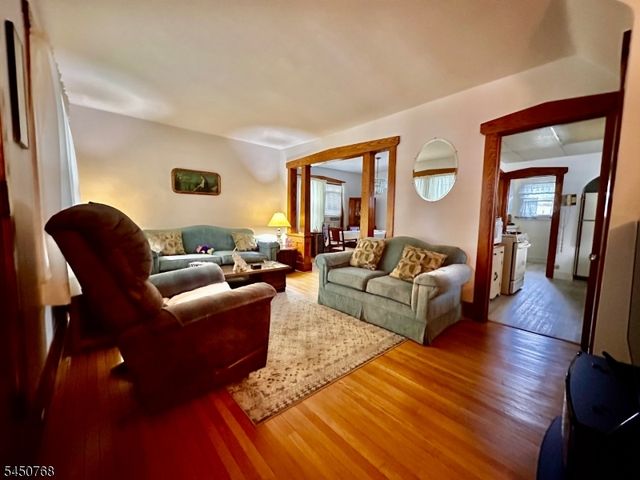 15 Katherine Ave, Passaic City, NJ 07055