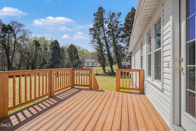 5745 Stone Crystal Drive, Fuquay Varina, NC 27526