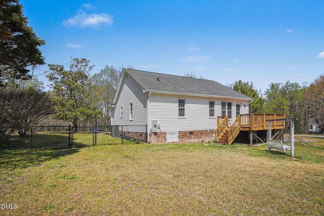 5745 Stone Crystal Drive, Fuquay Varina, NC 27526