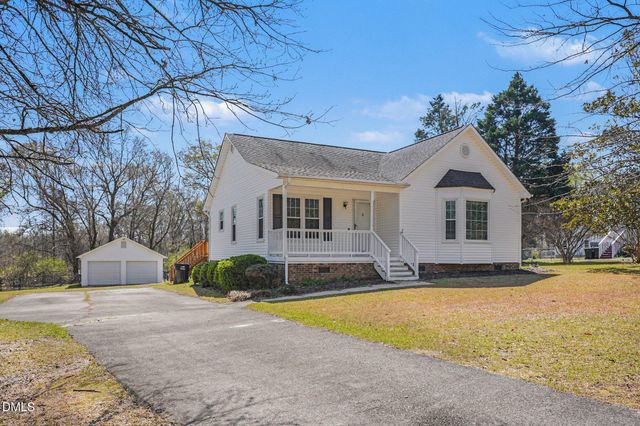 5745 Stone Crystal Drive, Fuquay Varina, NC 27526