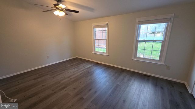 25 HAMLET DR, Owings Mills, MD 21117