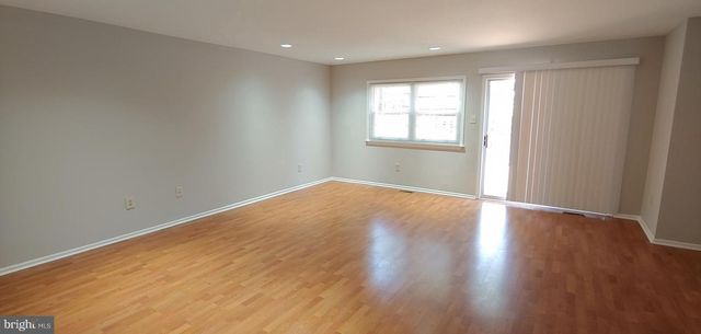 25 HAMLET DR, Owings Mills, MD 21117