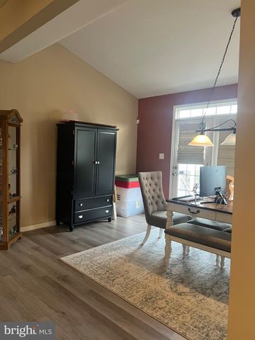 74 COLTS NECK DR, Sicklerville, NJ 08081