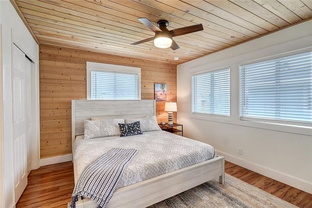 614 W Avenue C, Port Aransas, TX 78373