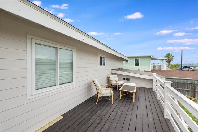 614 W Avenue C, Port Aransas, TX 78373