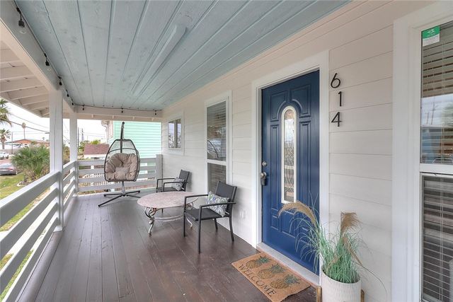 614 W Avenue C, Port Aransas, TX 78373