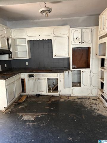 4037 43RD AVENUE N, Birmingham, AL 35217