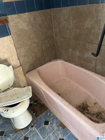 4037 43RD AVENUE N, Birmingham, AL 35217