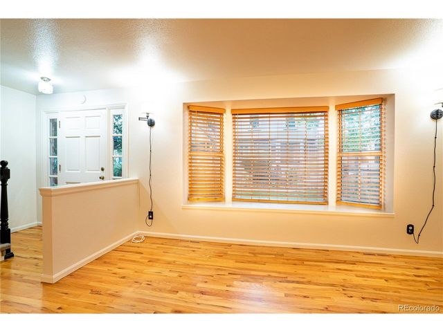 7562 S Cove Cir, Centennial, CO 80122