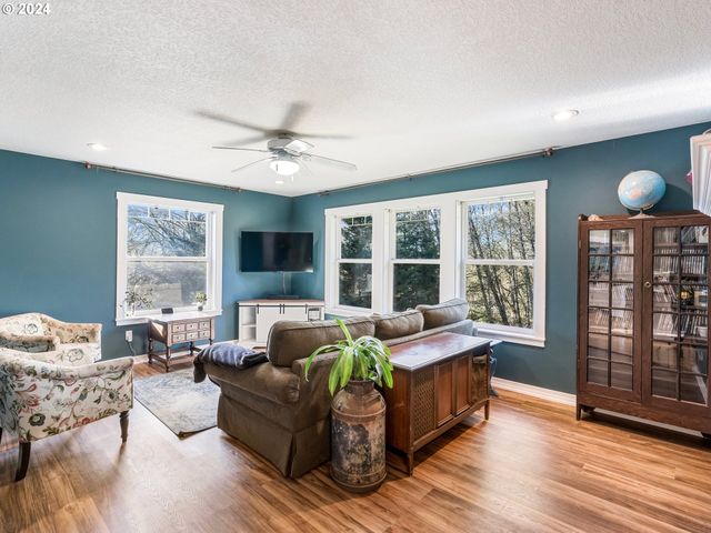 27915 Ne THOMPSON Cir, Yacolt, WA 98675