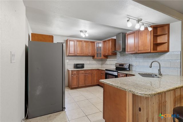 488 Alamo Beach Avenue, Port Lavaca, TX 77979