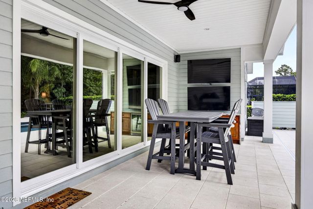 215 FRESHWATER Drive, St. Johns, FL 32259