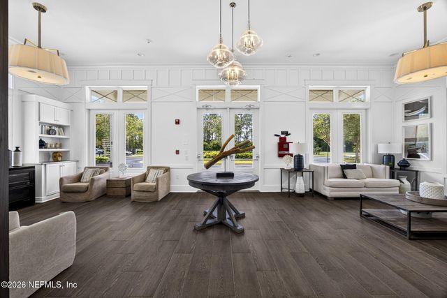 215 FRESHWATER Drive, St. Johns, FL 32259