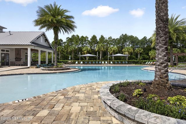 215 FRESHWATER Drive, St. Johns, FL 32259