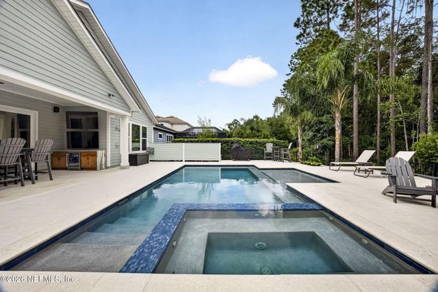 215 FRESHWATER Drive, St. Johns, FL 32259