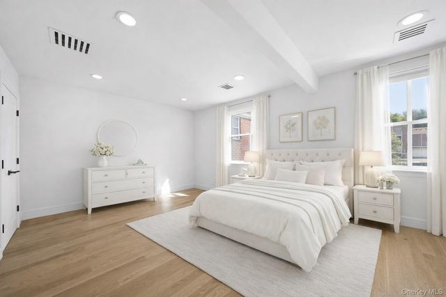 6821 Cloverdale Lane, Bayside, NY 11364