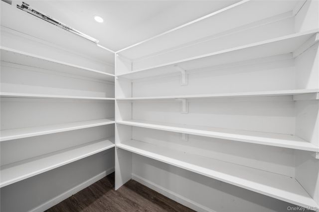 6821 Cloverdale Lane, Bayside, NY 11364