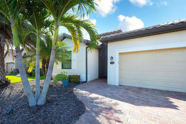 7130 QUIET CREEK DRIVE, Bradenton, FL 34212