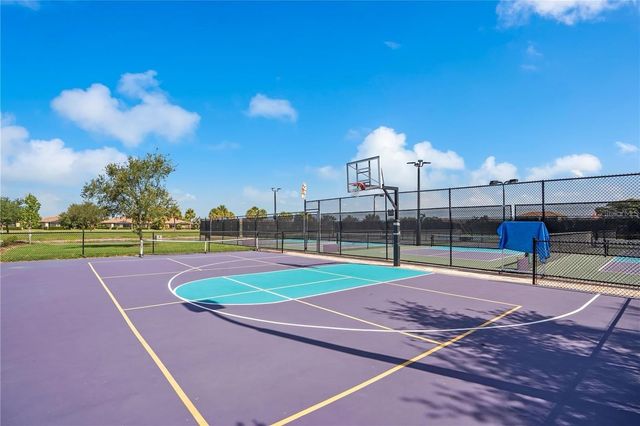 7130 QUIET CREEK DRIVE, Bradenton, FL 34212