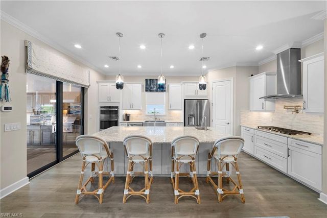 9576 Montelanico LOOP, Naples, FL 34119