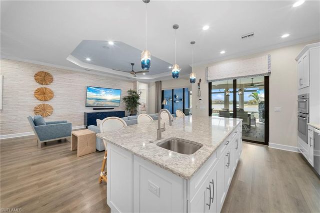 9576 Montelanico LOOP, Naples, FL 34119