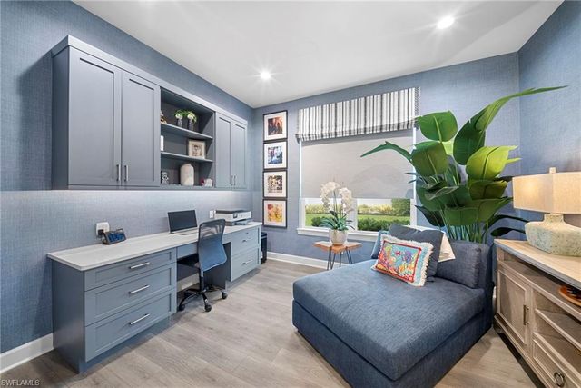 9576 Montelanico LOOP, Naples, FL 34119