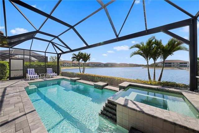 9576 Montelanico LOOP, Naples, FL 34119