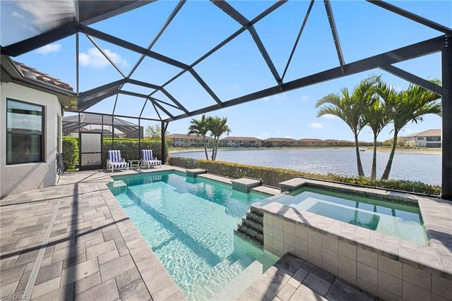 9576 Montelanico LOOP, Naples, FL 34119