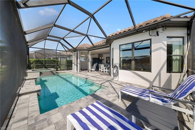 9576 Montelanico LOOP, Naples, FL 34119