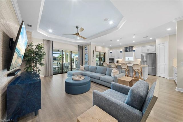 9576 Montelanico LOOP, Naples, FL 34119