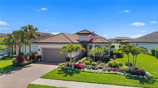 9576 Montelanico LOOP, Naples, FL 34119