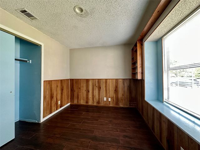 1416 Woodfern Drive, Arlington, TX 76018
