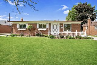 35046 Nancy Street, Westland, MI 48186