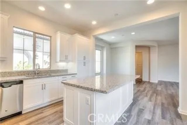 125 Primrose Drive, Lake Forest, CA 92610