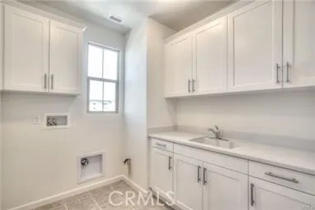 125 Primrose Drive, Lake Forest, CA 92610