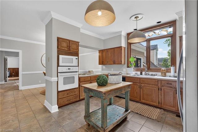 3907 Buncombe Drive, Greensboro, NC 27407