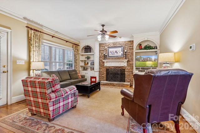 10019 Elibren Lane, Matthews, NC 28105