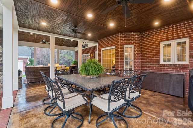 10019 Elibren Lane, Matthews, NC 28105