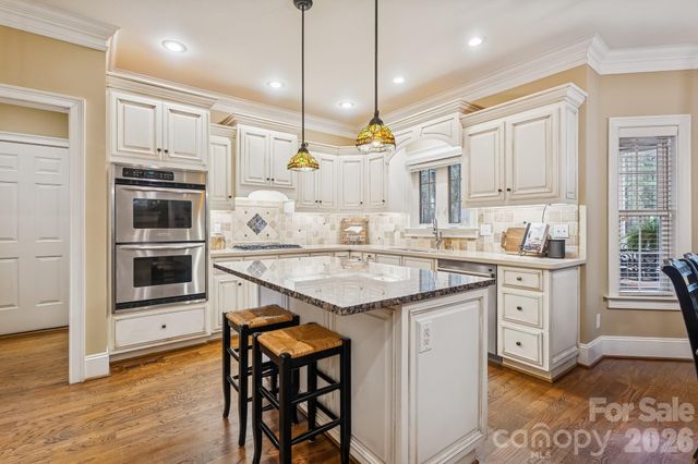 10019 Elibren Lane, Matthews, NC 28105