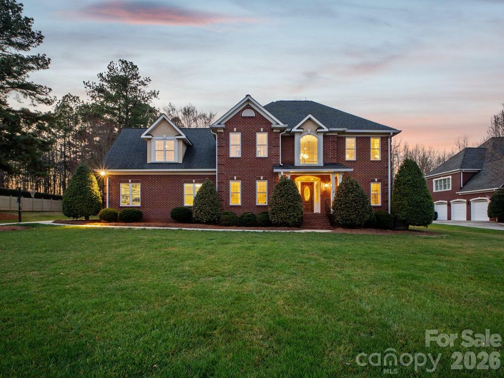 10019 Elibren Lane, Matthews, NC 28105