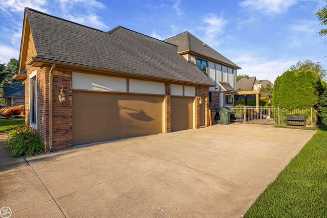52522 Charing Way, Shelby Twp, MI 48315