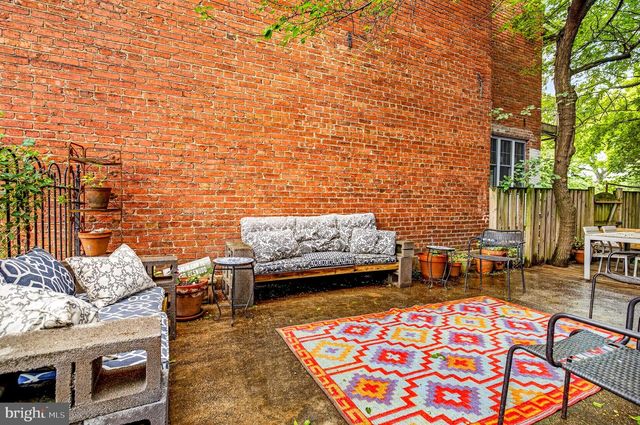 1701 NEWTON ST NW, Washington, DC 20010