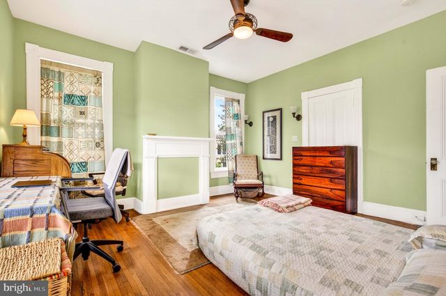 1701 NEWTON ST NW, Washington, DC 20010