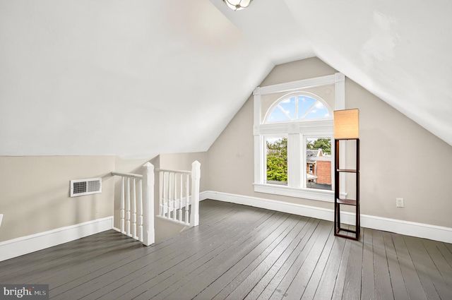 1701 NEWTON ST NW, Washington, DC 20010