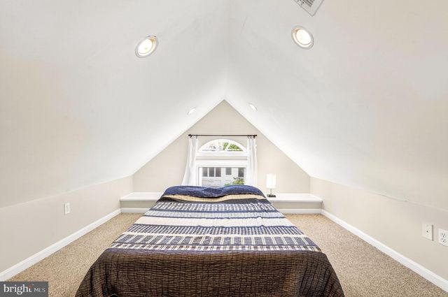 1701 NEWTON ST NW, Washington, DC 20010